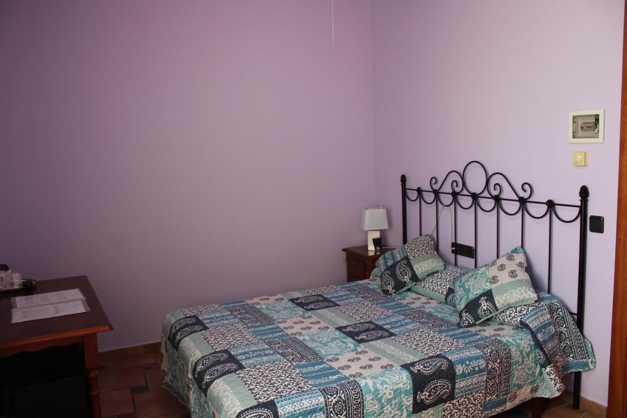 Hostal La Savina Cervera  Eksteriør billede