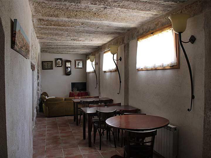 Hostal La Savina Cervera  Eksteriør billede