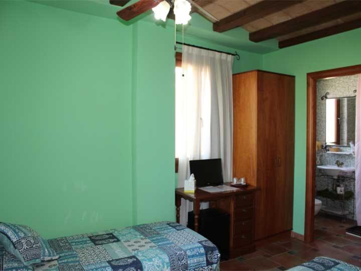 Hostal La Savina Cervera  Eksteriør billede